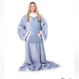 Snuggie Sherpa in Dusty Blue - the original wearable blanket